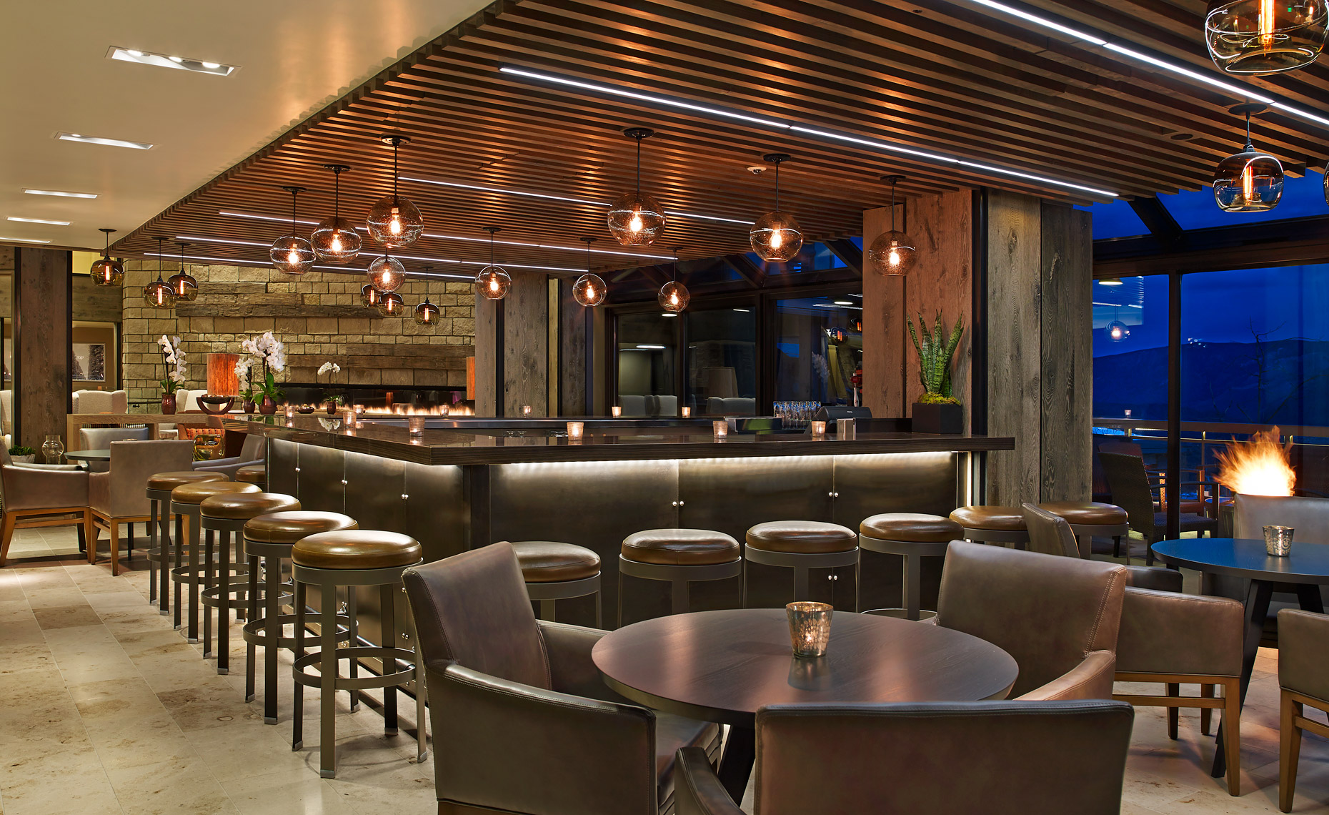 26-westin_bar